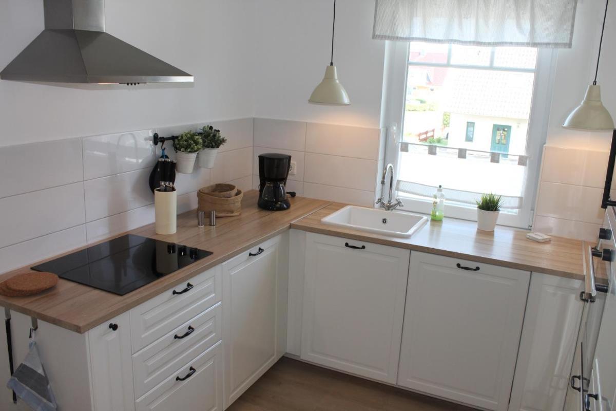 Ferienwohnung F 86 In บอร์น ภายนอก รูปภาพ